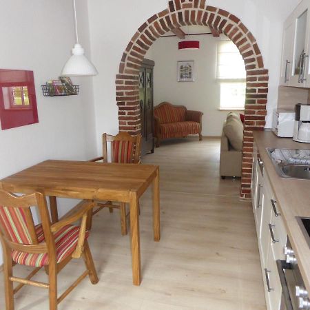 Ferienwohnung Elise Im Gulfhof Am Kanal Grossefehn Exterior foto
