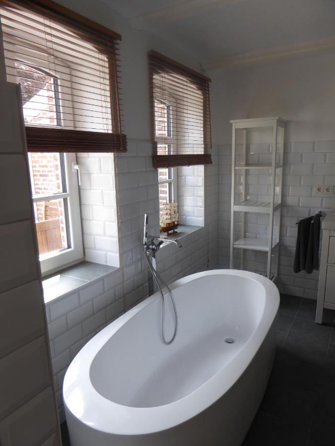 Ferienwohnung Elise Im Gulfhof Am Kanal Grossefehn Exterior foto